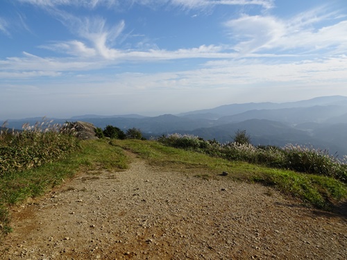 雷山山頂